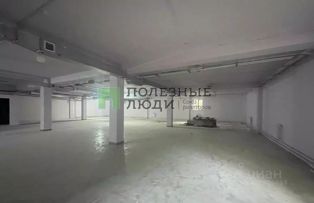 Торговая площадь в Иркутская область, Ангарск 32-й мкр, 19 (617 м) - Фото 1
