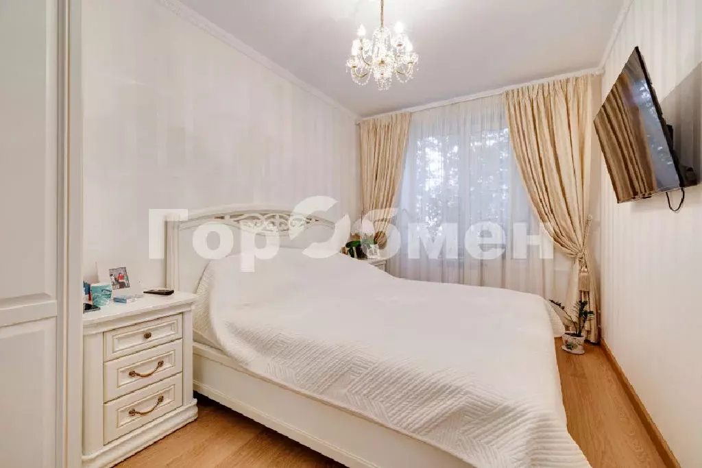 Продается 3-комнатная квартира - Фото 1