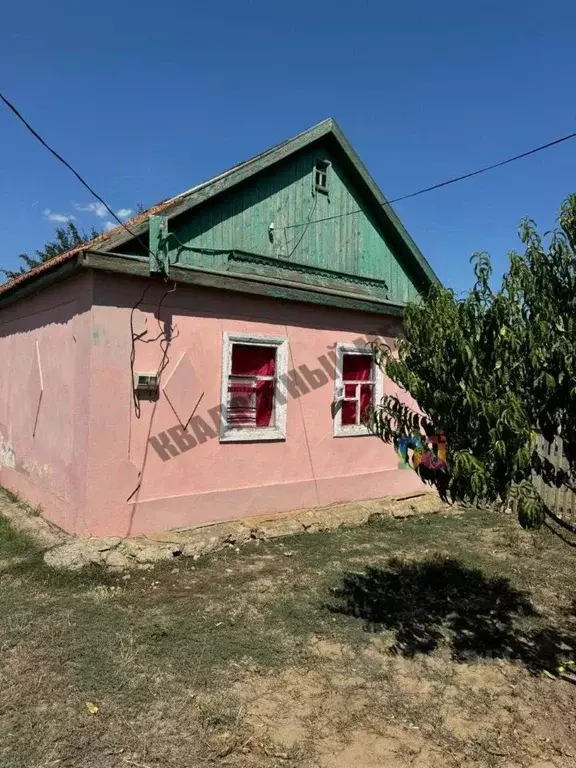 Дом в Калмыкия, Яшалтинский район, с. Березовское Кооперативная ул., ... - Фото 1