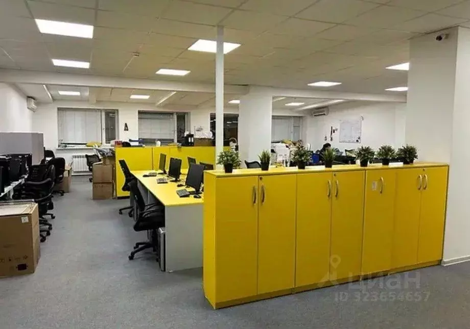 Офис в Москва 2-й Кожевнический пер., 12 (421 м) - Фото 1