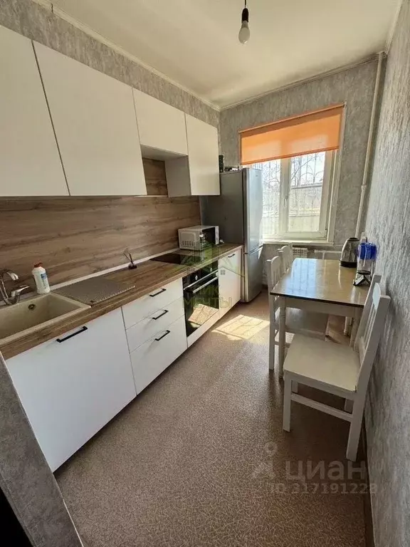 1-к кв. Бурятия, Улан-Удэ ул. Радикальцева, 4 (33.0 м) - Фото 0