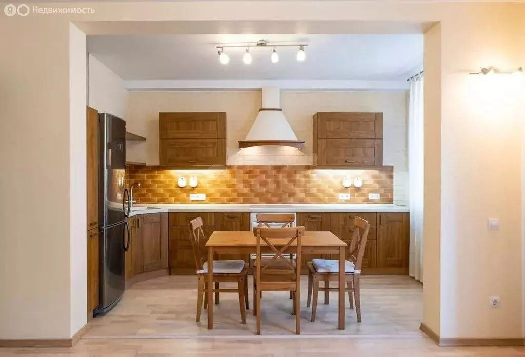 Квартира-студия: Новосибирск, улица Державина, 92/2 (45 м) - Фото 1