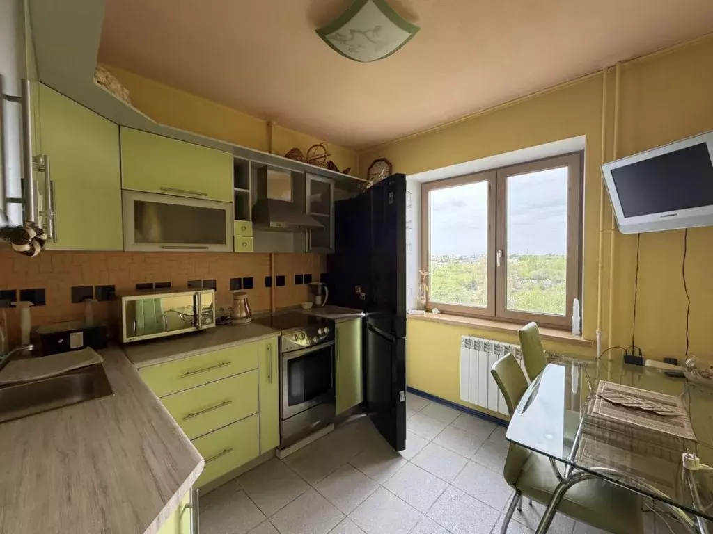 2-к кв. Омская область, Омск просп. Космический, 97В (52.0 м) - Фото 2