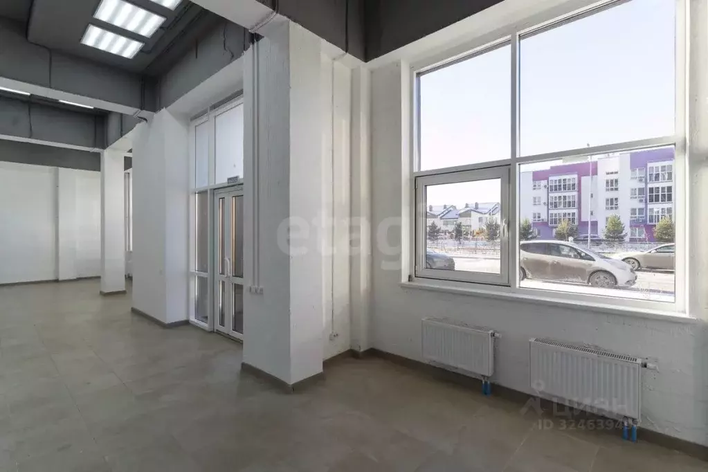 Помещение свободного назначения в Тюменская область, Тюмень ул. Павла ... - Фото 1