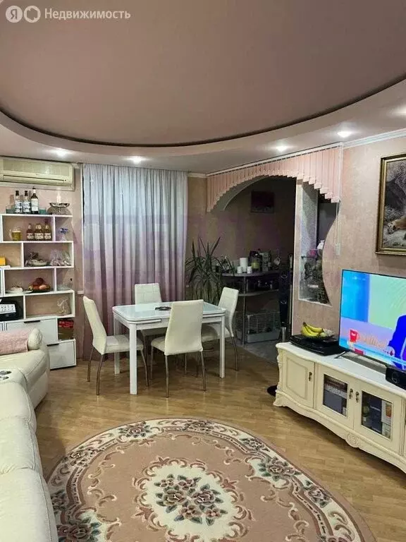 6-комнатная квартира: Феодосия, Новомосковский проезд, 59А (182.2 м) - Фото 1
