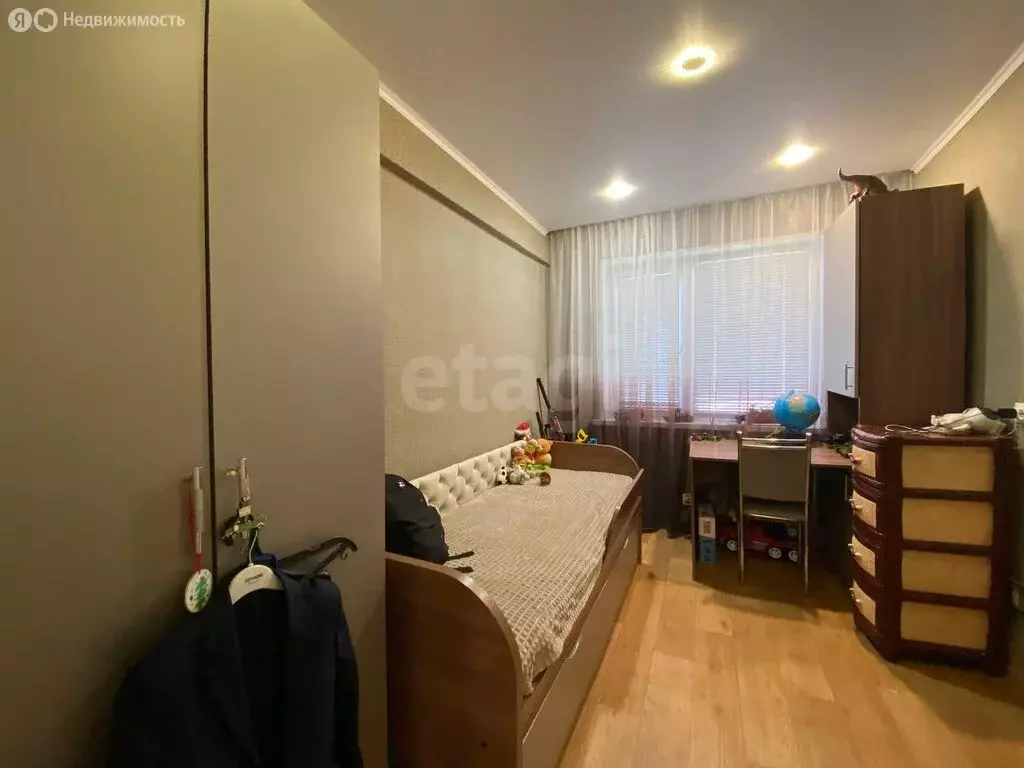 3-комнатная квартира: Ульяновск, улица Ефремова, 103 (55.2 м) - Фото 1