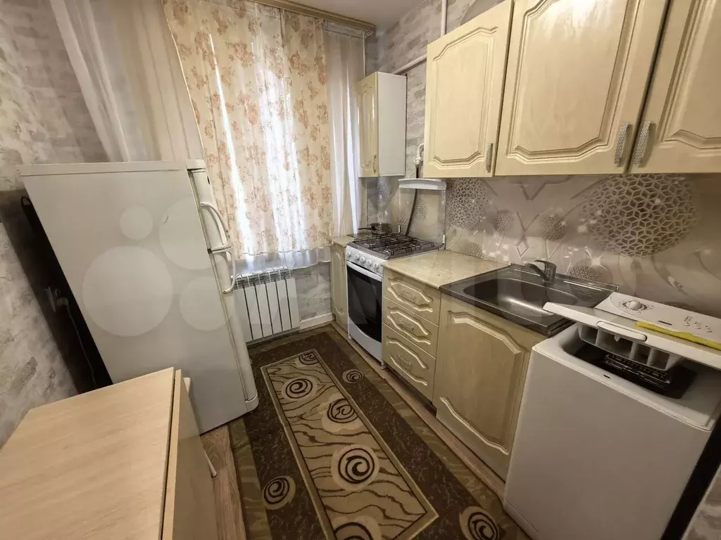 1-к. квартира, 30 м, 1/9 эт. - Фото 1