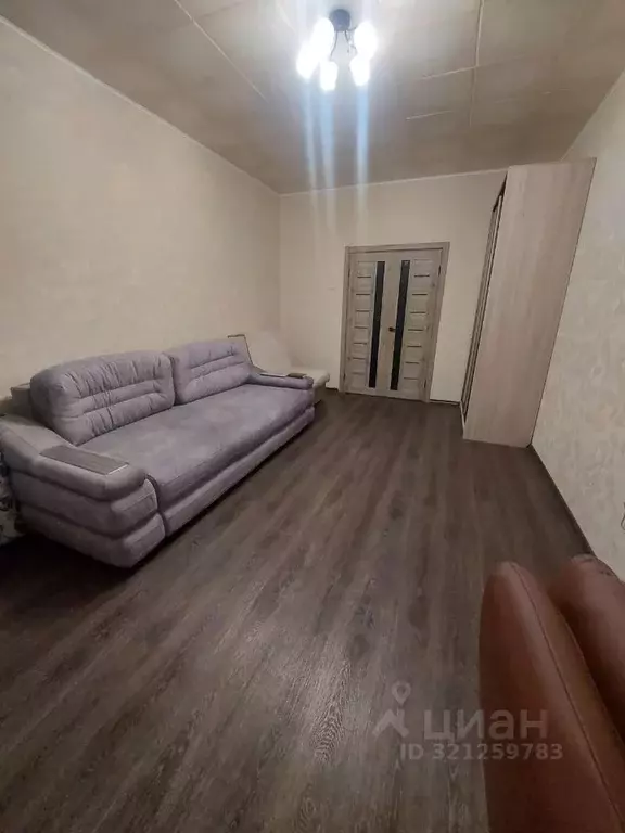 2-к кв. Ханты-Мансийский АО, Сургут ул. Толстого, 26 (54.4 м) - Фото 1