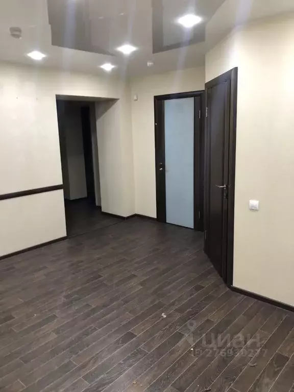 Офис в Самарская область, Тольятти ул. 40 лет Победы, 11А (100 м) - Фото 2