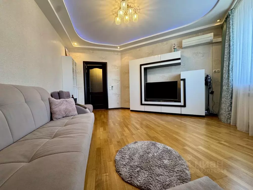 2-к кв. Санкт-Петербург ул. Оптиков, 49к2 (63.0 м) - Фото 1