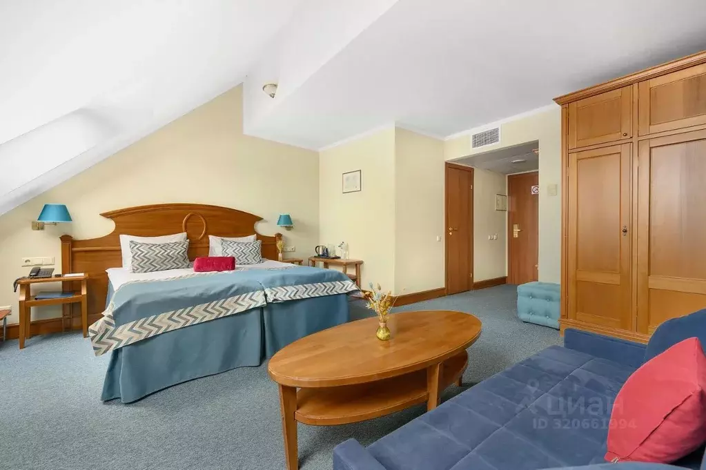 Комната Санкт-Петербург Аптекарский пер., 5 (34.0 м) - Фото 1
