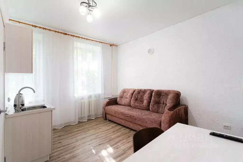 Студия Омская область, Омск ул. Долгирева, 15 (20.0 м) - Фото 2