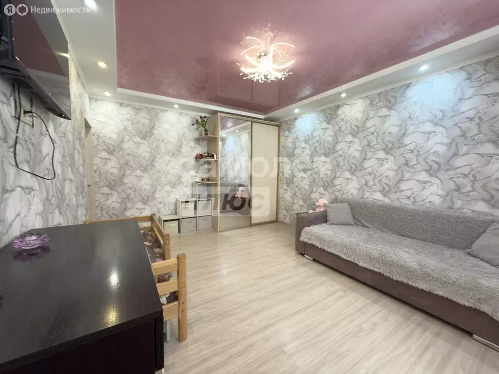 2-комнатная квартира: Тюмень, микрорайон Мыс, Судоремонтная улица, 30 ... - Фото 1