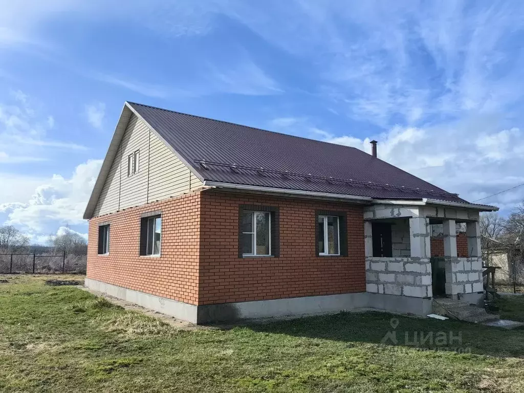 Дом в Орловская область, Залегощенский район, Бортновское с/пос, д. ... - Фото 1