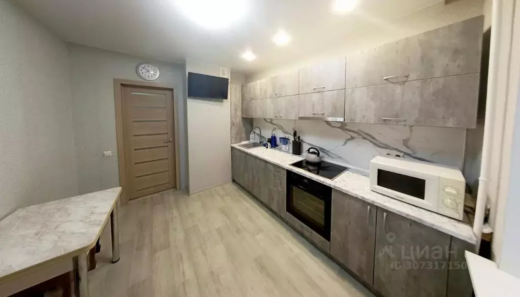 2-к кв. Саратовская область, Саратов ул. Романтиков, 46Б (47.7 м) - Фото 2