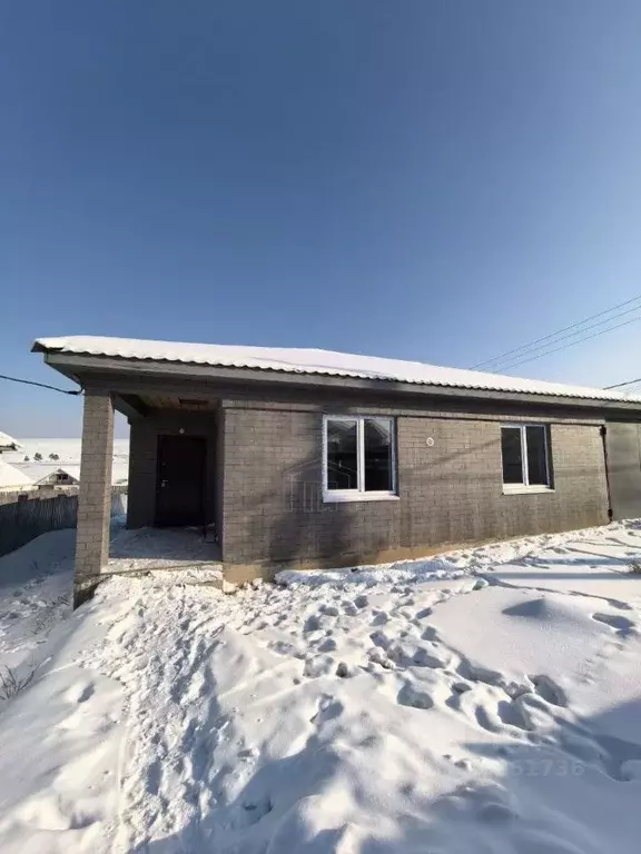 Дом в Иркутская область, Иркутский муниципальный округ, д. Столбова ... - Фото 1