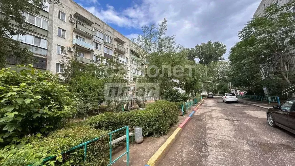 2-к кв. Астраханская область, Астрахань Профсоюзная ул., 8к4 (53.0 м) - Фото 0