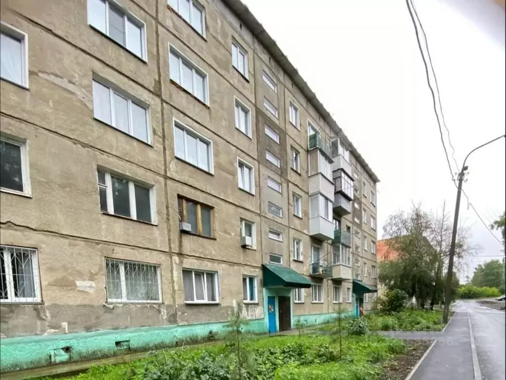 3-к кв. Новосибирская область, Тогучинский район, Горный рп ... - Фото 0