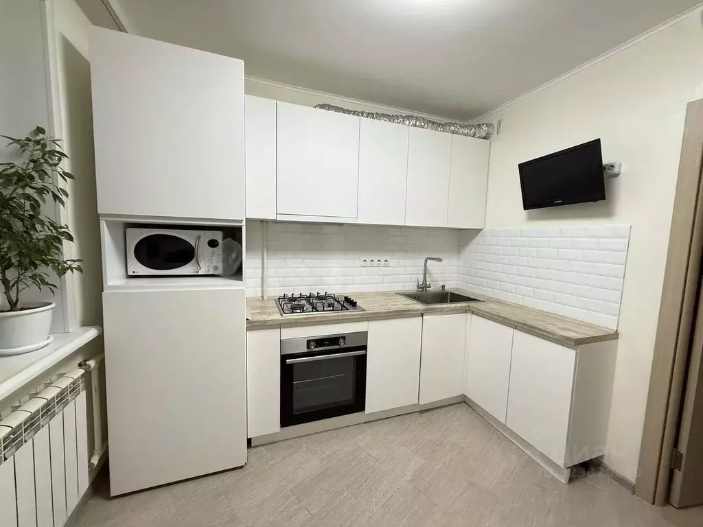 2-к кв. Чувашия, Чебоксары ул. Мичмана Павлова, 42 (53.0 м) - Фото 1