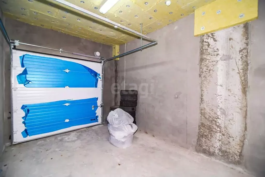 Гараж в Ханты-Мансийский АО, Сургут Игоря Киртбая ул., 27/1 (17 м) - Фото 1