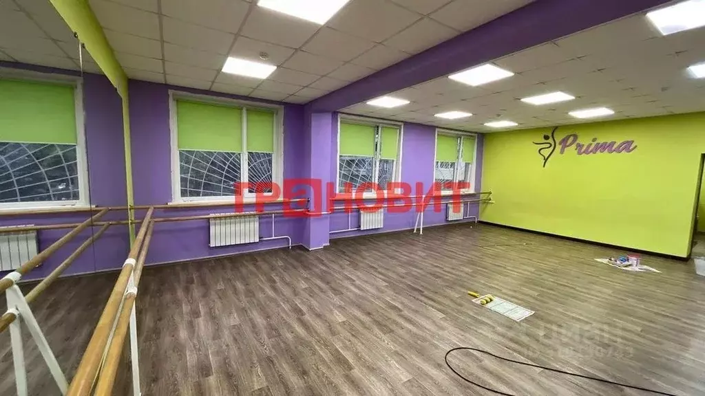 Помещение свободного назначения в Новосибирская область, Новосибирск ... - Фото 0