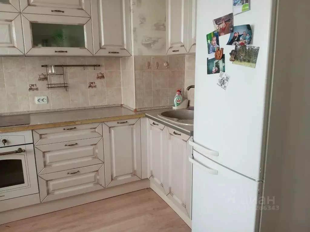 2-к кв. Кемеровская область, Кемерово Космическая ул., 12 (55.0 м) - Фото 2