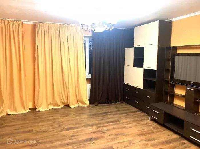 Продаётся 4-к квартира, 100 м - Фото 1