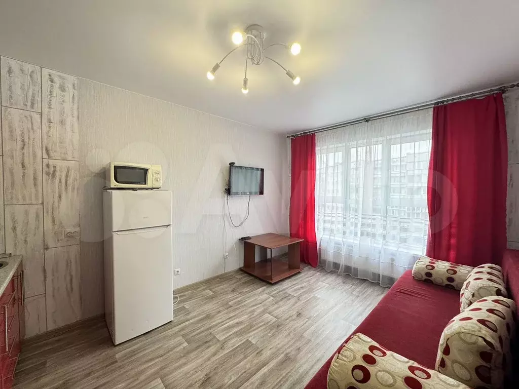 2-к. квартира, 42 м, 8/17 эт. - Фото 1