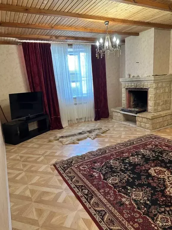 Дом в Дагестан, Каспийск туп. 2-й Спортивный, 5 (300 м) - Фото 1