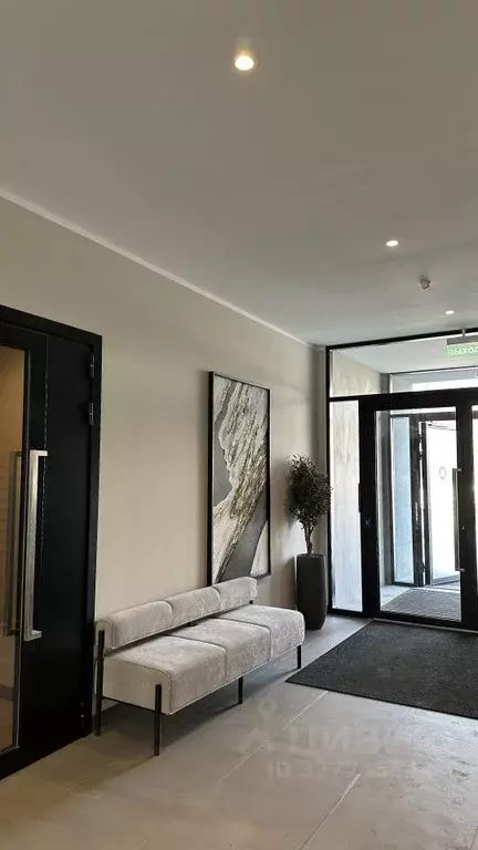 2-к кв. Свердловская область, Екатеринбург ул. Пехотинцев, 2Г (65.0 м) - Фото 1