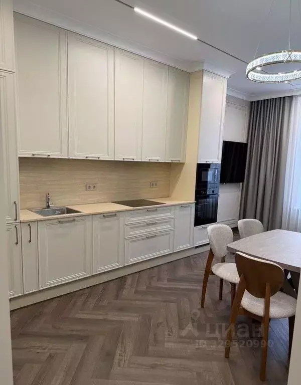 1-к кв. Крым, Симферополь ул. Воровского, 24В (45.0 м) - Фото 1
