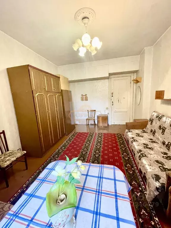 Комната Санкт-Петербург Среднеохтинский просп., 45 (17.3 м) - Фото 1