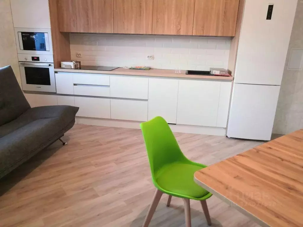 3-к кв. Ханты-Мансийский АО, Сургут Сибирская ул., 11А (101.0 м) - Фото 1