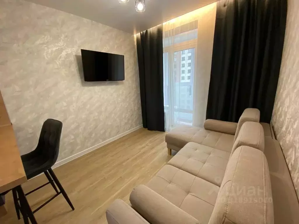1-к кв. Ханты-Мансийский АО, Сургут ул. Ивана Захарова, 7 (40.0 м) - Фото 0