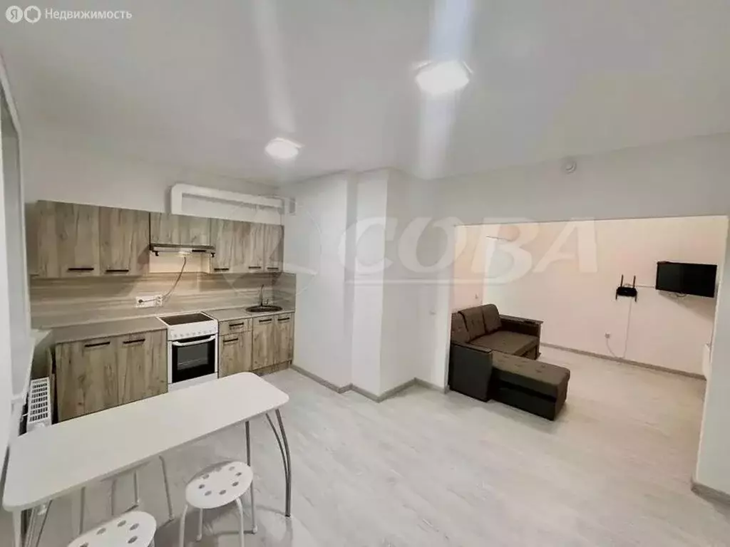 Квартира-студия: Тюмень, улица Героев Космоса, 13 (34.3 м) - Фото 1