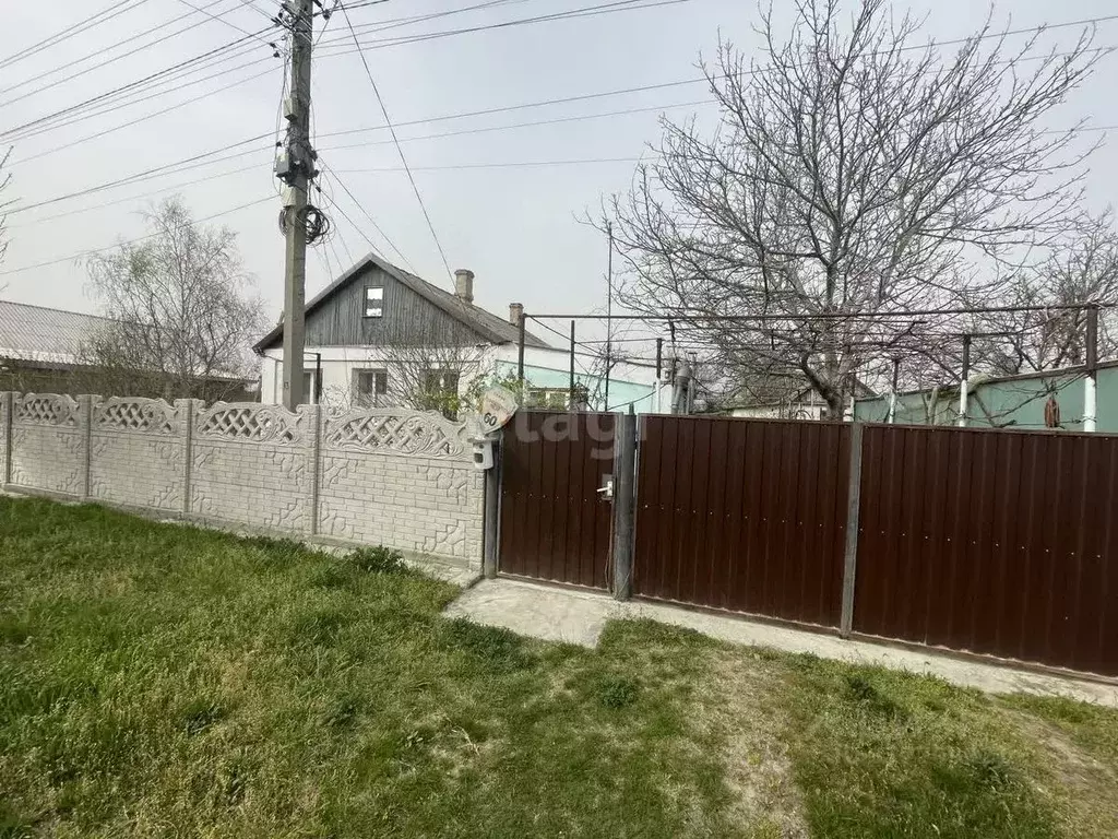 Дом в Крым, Советский район, Краснофлотское с/пос, с. Варваровка ул. ... - Фото 0