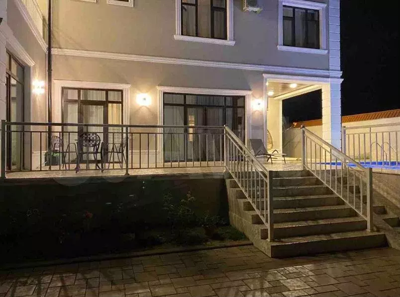 Дом 210 м на участке 5,5 сот. - Фото 1