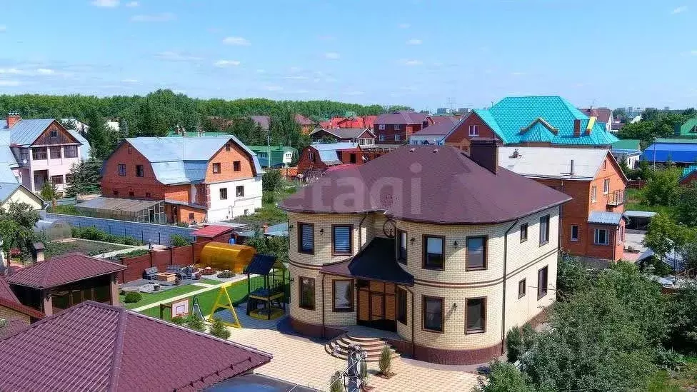 Дом в Тюменская область, Тюменский муниципальный округ, пос. ... - Фото 1