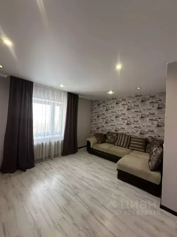 2-к кв. Омская область, Омск ул. Орджоникидзе, 162 (59.2 м) - Фото 0