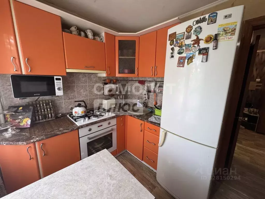 3-к кв. Самарская область, Сызрань ул. Лазо, 2 (56.2 м) - Фото 1