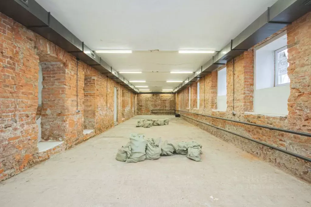 Помещение свободного назначения в Московская область, Наро-Фоминск пл. ... - Фото 1