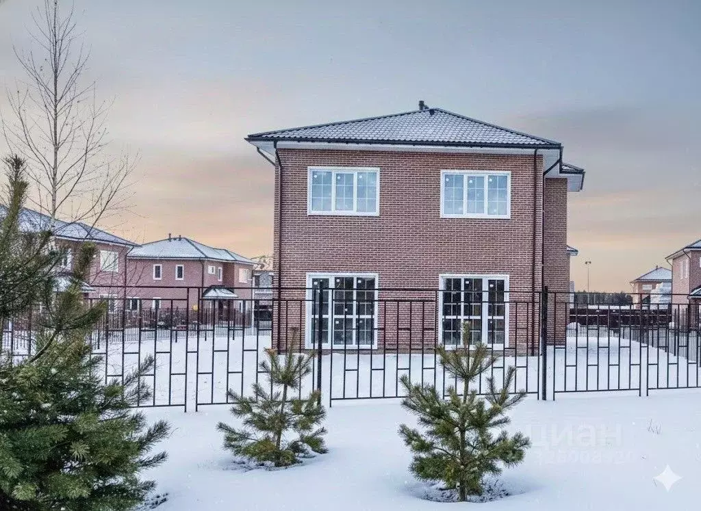 Коттедж в Ленинградская область, Всеволожский район, Агалатовское ... - Фото 1