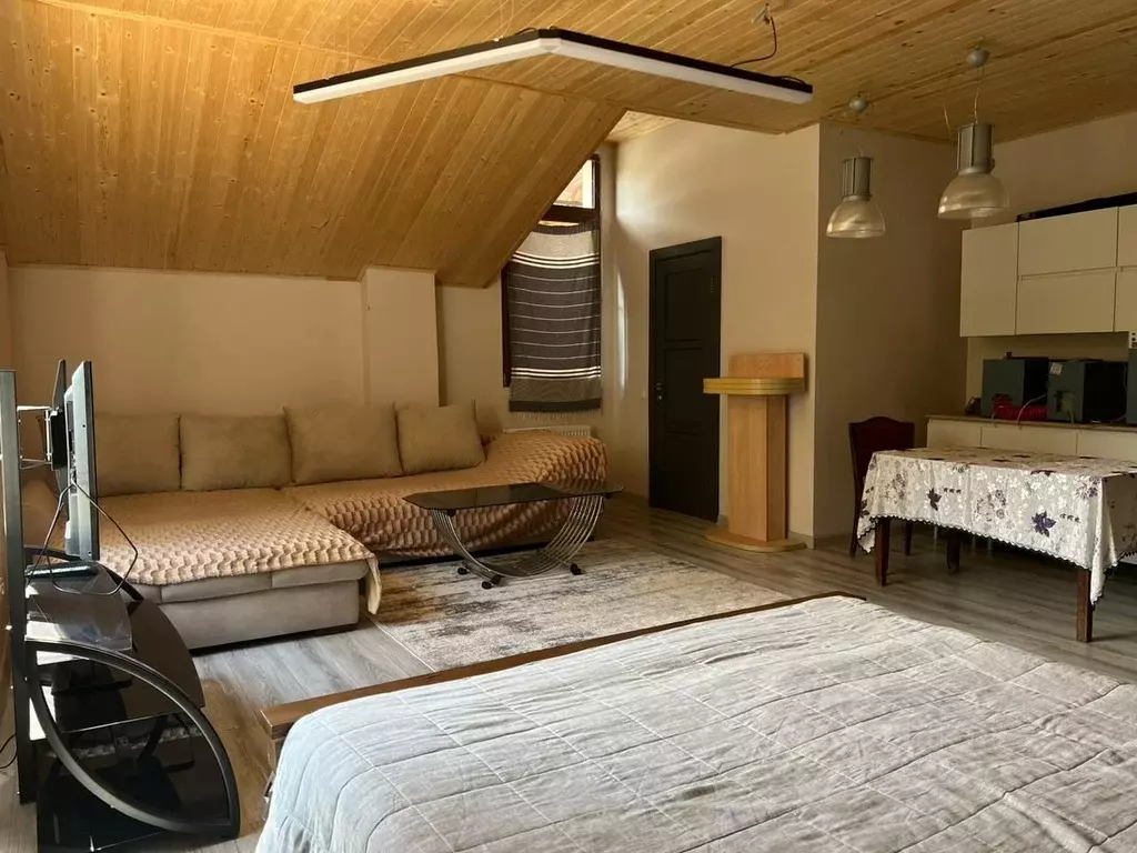 Дом в Ставропольский край, Кисловодск городской округ, пос. Аликоновка ... - Фото 1