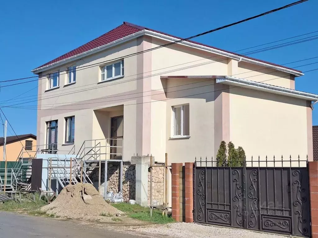 Дом в Севастополь с. Орлиное, ул. Интернациональная, 25 (294 м) - Фото 1