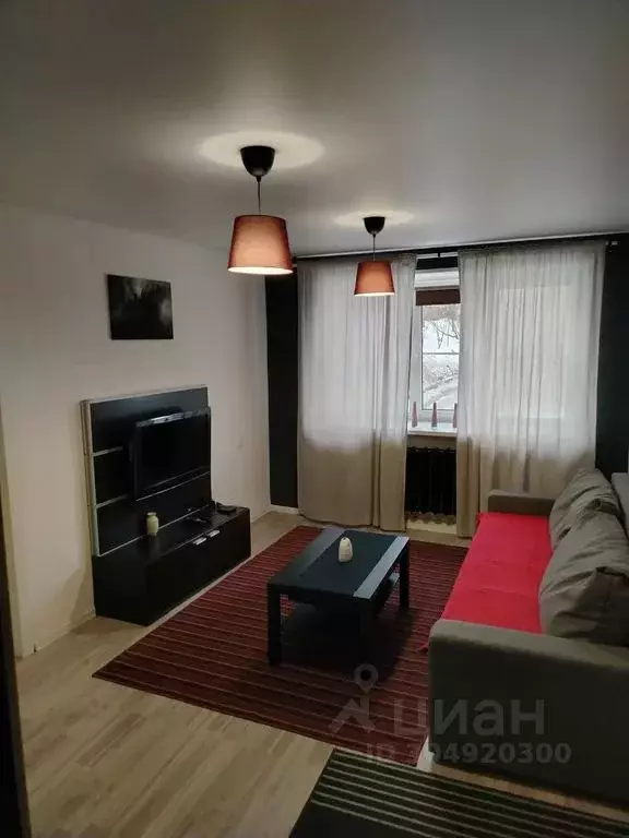 3-к кв. Мурманская область, Мурманск ул. Полярные Зори, 13 (53.0 м) - Фото 0