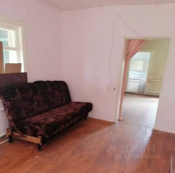 Дом в Оренбургская область, Орск пос. Первомайский, ул. Апрельская (62 ... - Фото 2