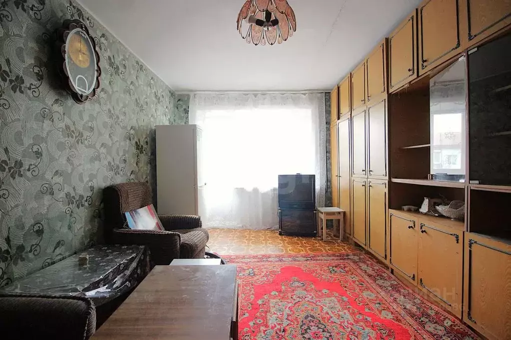 2-к кв. Сахалинская область, Холмск Школьная ул., 34А (44.4 м) - Фото 1