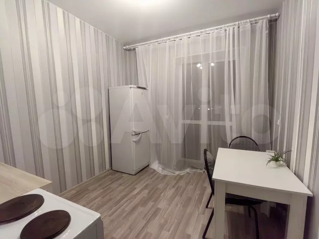 1-к. квартира, 40 м, 11/19 эт. - Фото 0