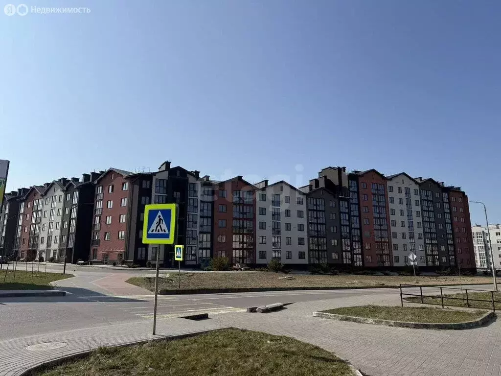 1-комнатная квартира: Пионерский, Октябрьская улица, 2к1 (29 м) - Фото 1