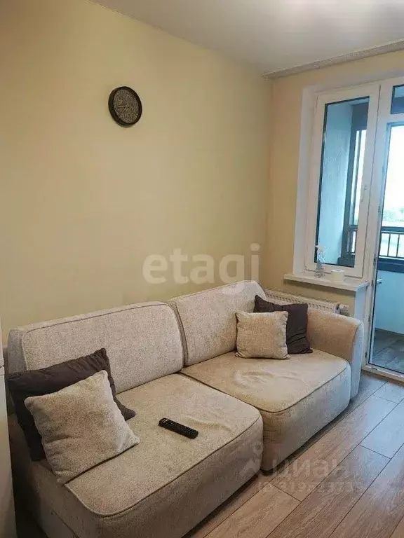 Студия Свердловская область, Екатеринбург ул. Новостроя, 9 (20.0 м) - Фото 1